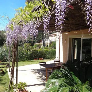 Angelina Garden Apartment