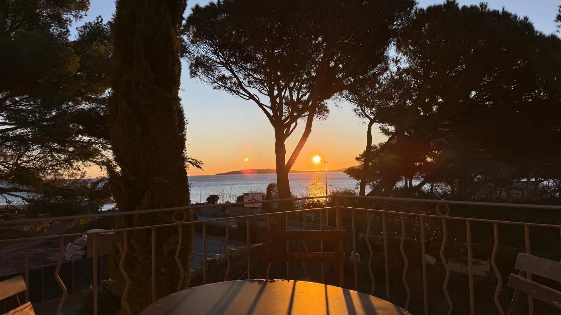 Villa Angelina Front Beach Grimaud